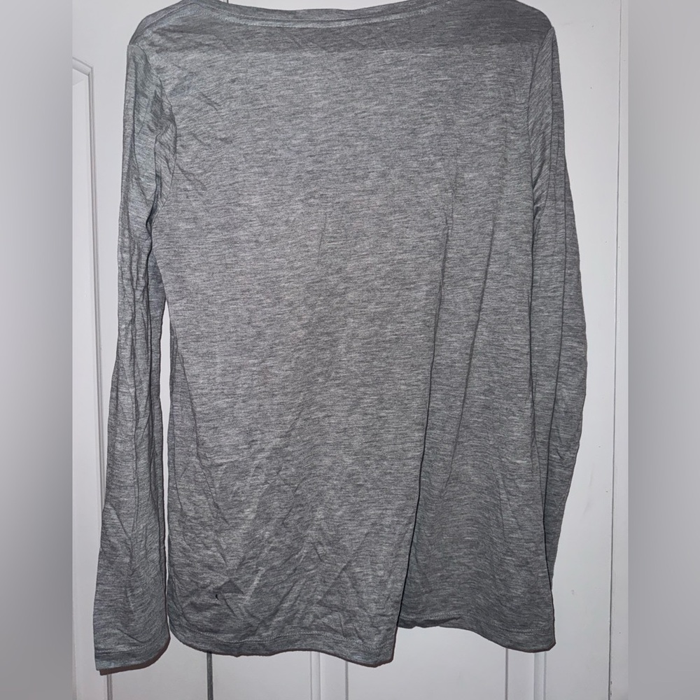 Club Pilates Long Sleeve - Picture 4 of 4